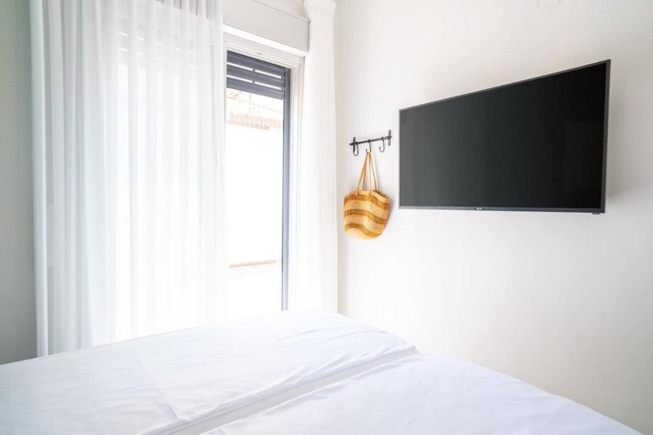 Tranquil Stay Near The Beach By Sea N' Rent 나하리야 외부 사진