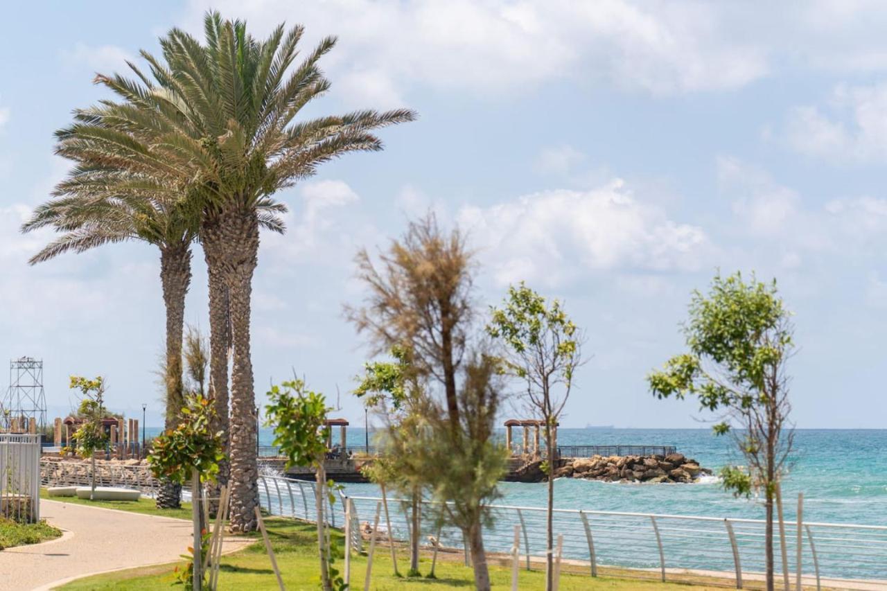 Tranquil Stay Near The Beach By Sea N' Rent 나하리야 외부 사진
